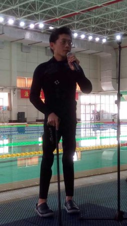 结业代表陈唯斌讲话
