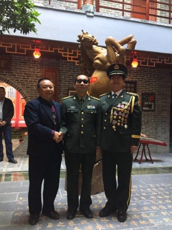 山达，史光柱，毛羽亮“兵叙和”客栈相遇