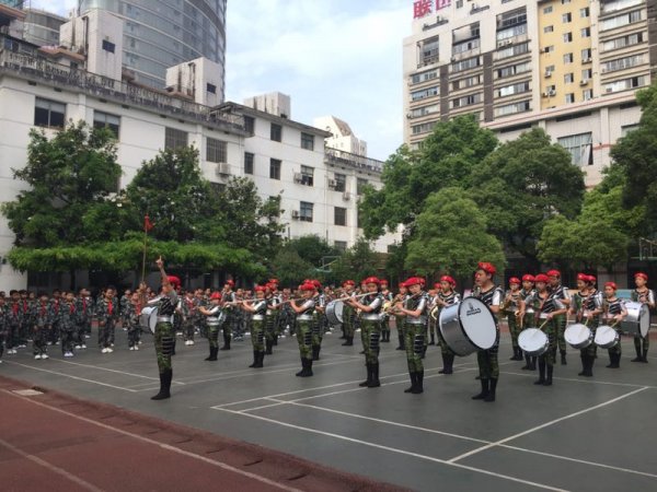 少年军校军乐队汇报演出