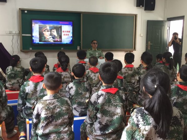 史光柱在 四乙班授课