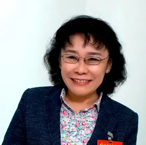 张海迪.jpg